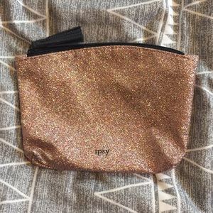 Ipsy makeup bag